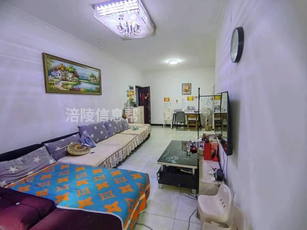 精装两室 家电家具齐全 看房提前联系
