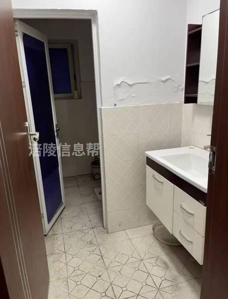 滨江路滨江国际112平办公室出租