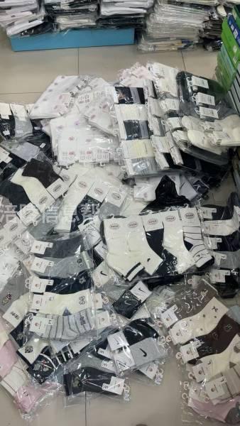 四季棉袜工厂直批，摆摊实体店供货